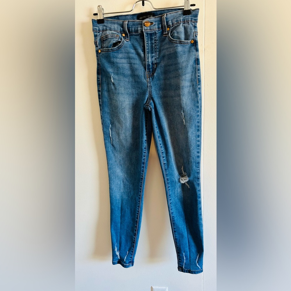 KENDALL AND KYLIE DENIM JEANS 👖 🩷🩷